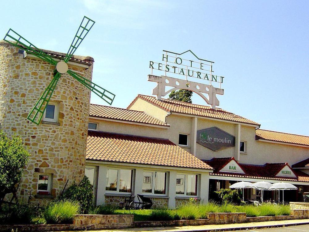 Logis Hotel Le Moulin Des Gardelles Riom Exterior photo